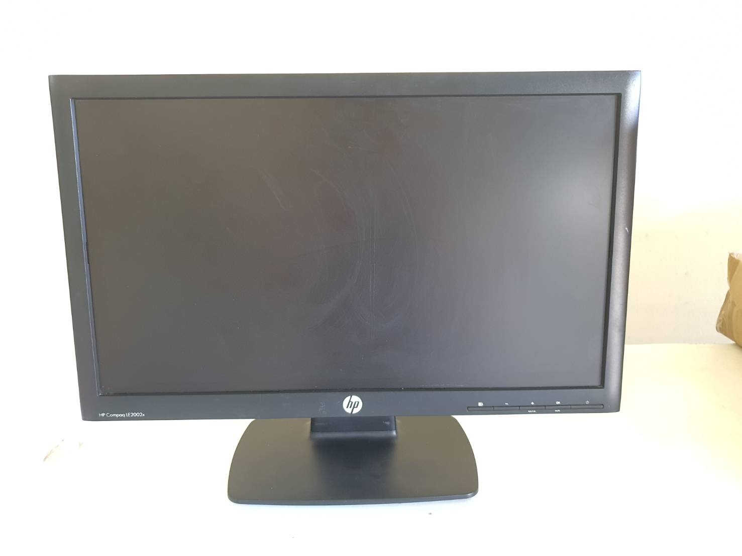 จอ LED 20 นิ้ว HP รุ่น LE2002x 20-inch LED Backlit LCD Monitor